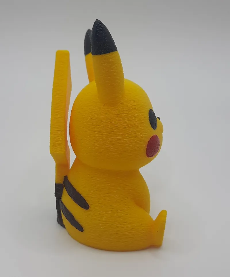 Pikachu  - Derecha